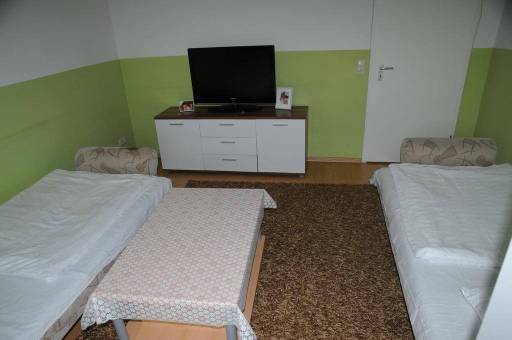 Agt Hannover Messe Zimmer ภายนอก รูปภาพ